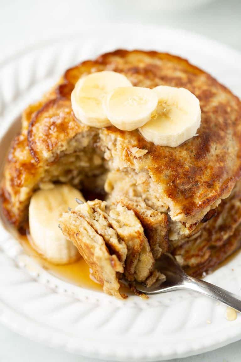 Banana Oat Egg Pancakes (3 Ingredients!) Meaningful Eats