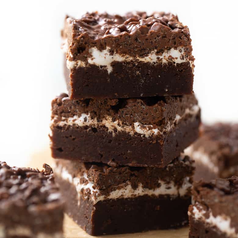 Gluten-Free PEBBLES™ Peanut Butter Crunch Brownies