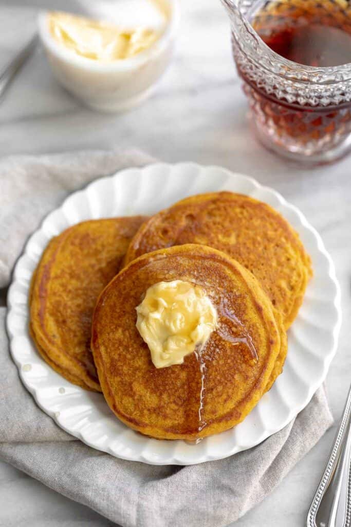 Perfect GlutenFree Pumpkin Pancakes Meaningful Eats