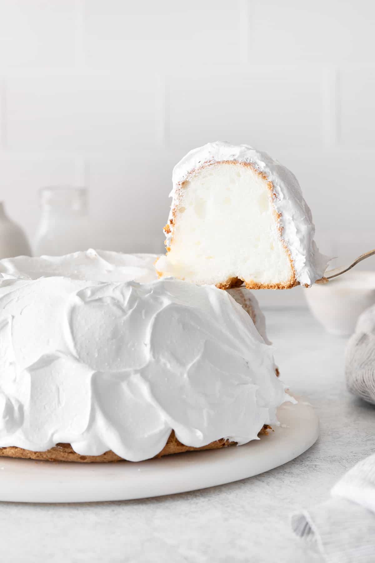 angel food cake with 7 minute frosting
