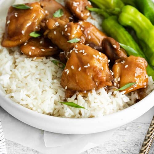 Rice, chicken, and snap peas in a bowl