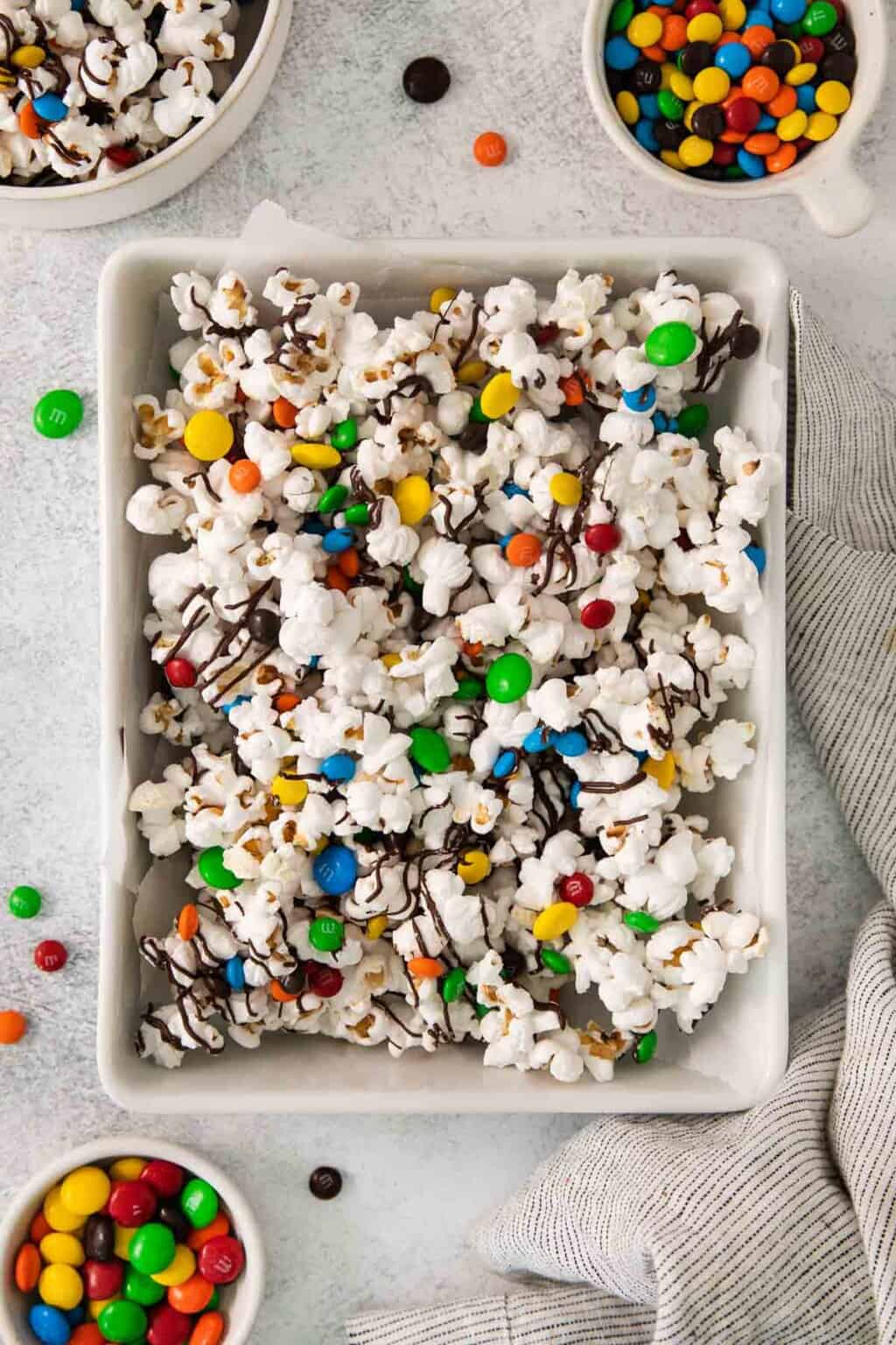 M&M Popcorn (Easy Recipe!) - Meaningful Eats